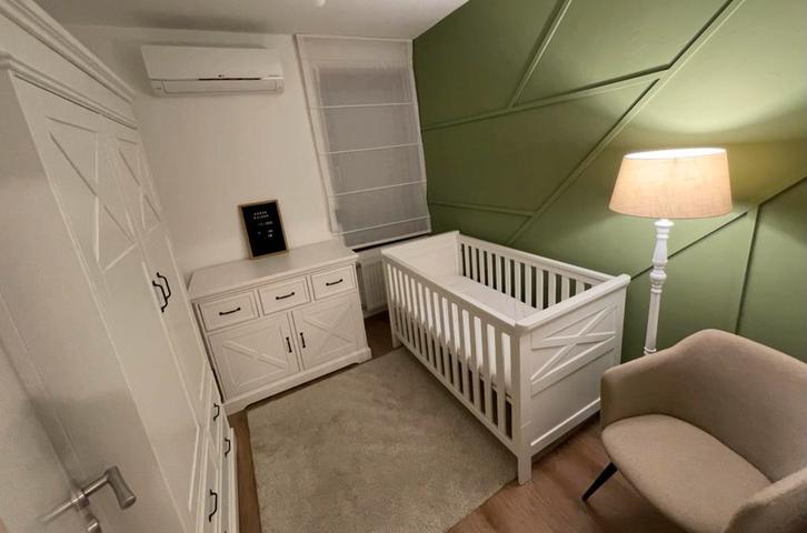 Kidsmill Savigno complète pour bébé et chambre de bébé, Enfants & Bébés, Chambre d'enfant | Chambres d'enfant complètes, Comme neuf