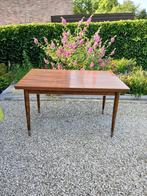 Table vintage de 135 cm par 90 cm, extensible des deux côtés, 100 à 150 cm, Rectangulaire, Autres matériaux, 50 à 100 cm