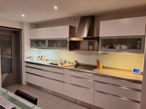 Keuken, Huis en Inrichting, Keuken | Complete keukens, Zo goed als nieuw, Enkelwandige keuken, Wit, Graniet of Steen, Hoogglans of Gelakt