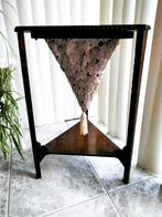 Vintage naaitafeltje met karakter – een ode aan ambacht., Antiek en Kunst, Ophalen