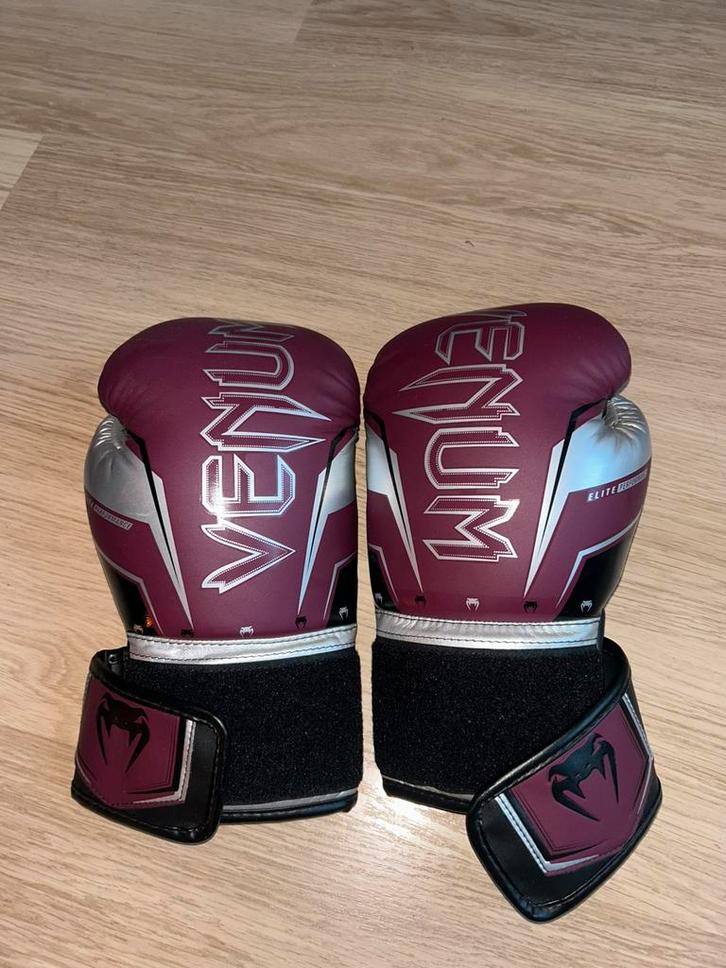Pack Venum boxe complet – 2 gants + protège-tibias, Sport en Fitness, Boksen, Zo goed als nieuw, Ophalen