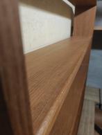 Étagère / bibliothèque en bois à intégrer à un mur, Gebruikt