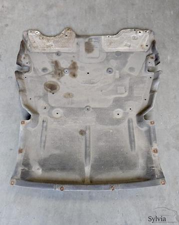Bodemplaat onderplaat motorruimte BMW 1 / 2 / 3 / 4 serie F2 beschikbaar voor biedingen
