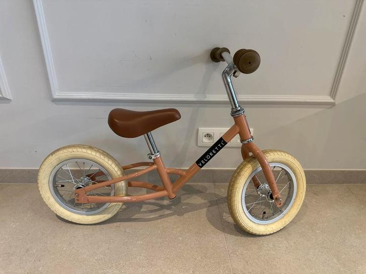 Veloretti driewieler loopfiets, Kinderen en Baby's, Speelgoed | Buiten | Voertuigen en Loopfietsen, Zo goed als nieuw, Ophalen