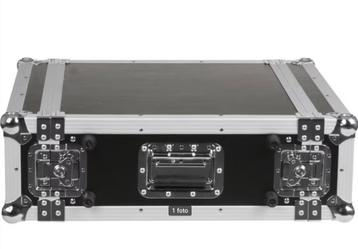 Showgear Double Door Flightcase 4HE