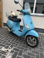 Vespa Lx125 babyblauw unieke kleur, Fietsen en Brommers, Ophalen, Zo goed als nieuw, Benzine, Vespa LX