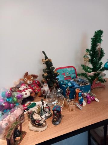 Kerstartikelen  beschikbaar voor biedingen