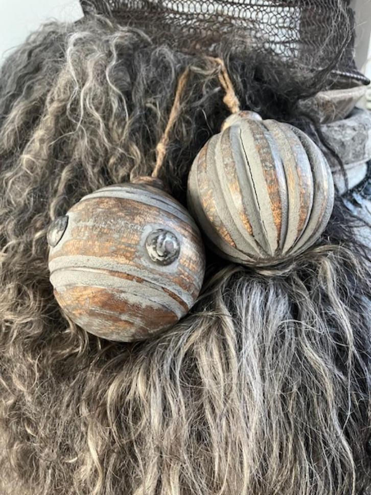 Houten bal met touw set/2 massief Landelijk, Diversen, Kerst, Nieuw, Ophalen of Verzenden