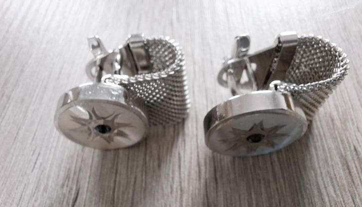 Schitterende vintage zilverkleurige manchetknopen, Handtassen en Accessoires, Manchetknopen, Zo goed als nieuw, Overige materialen