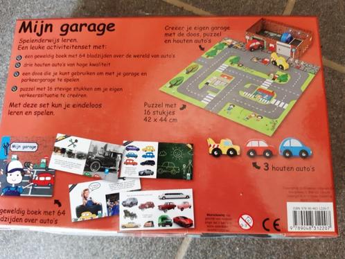Puzzeldoos mijn garage + boek + 3 auto's, Kinderen en Baby's, Speelgoed | Kinderpuzzels, Zo goed als nieuw, Ophalen