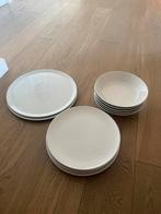 Borden — diepe en platte borden, Huis en Inrichting, Bord(en), Gebruikt, Ophalen