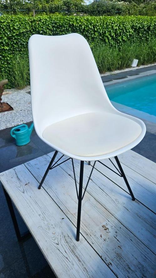 keukenstoel, Huis en Inrichting, Stoelen, Gebruikt, Vijf, Zes of meer stoelen, Kunststof, Metaal, Zwart, Ophalen of Verzenden