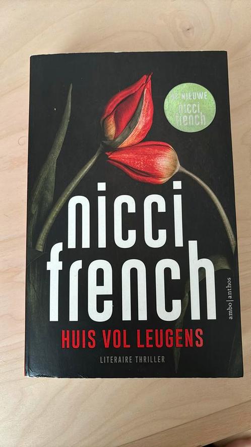 Nicci French - La Maison des mensonges, Livres, Thrillers, Comme neuf, Enlèvement ou Envoi