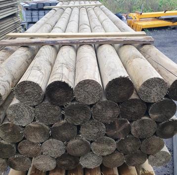 boompalen / houten palen / leiboom palen beschikbaar voor biedingen