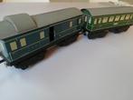 Vintage speelgoed: 2 ijzeren treinwagons, Ophalen of Verzenden, Gebruikt, Trein, Schaalmodel