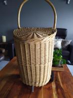 rotan boodschappentrolley, Ophalen, 40 tot 60 cm, 20 tot 30 cm, Beige