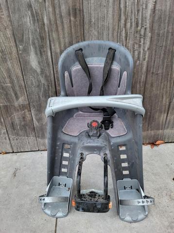 Fietsstoeltje vooraan beschikbaar voor biedingen