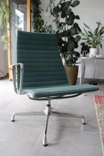 Design stoel Vitra Eames EA116, Gebruikt, Ophalen of Verzenden