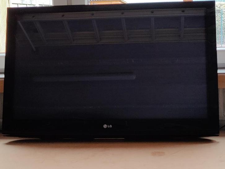 LG 42Inch Flatscreen TV	met verschillende aansluitingen, Audio, Tv en Foto, Televisies, Gebruikt, LG, Smart TV, Ophalen