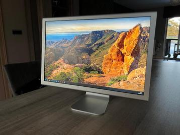 23-inch Apple Cinema HD Display 1920 x 1200 LCD