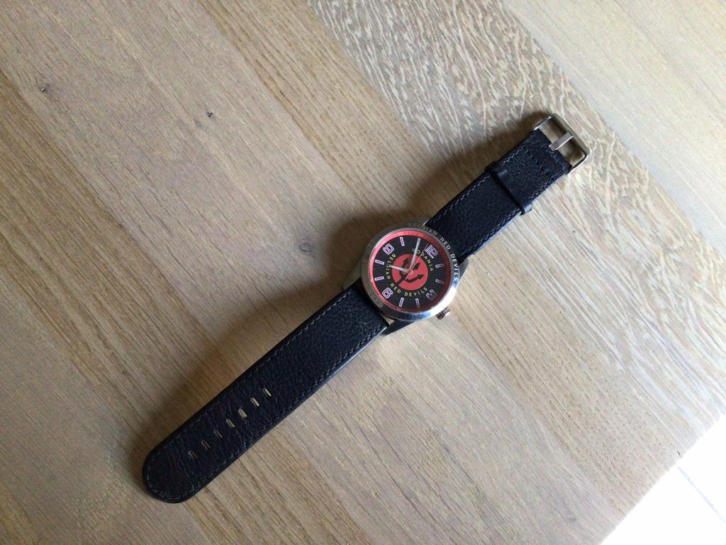 ② Herenhorloge Rodania, rode duivels — Horloges | Heren — 2dehands