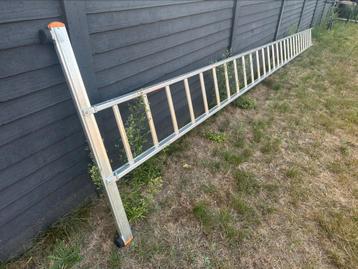 Te koop: professionele Petry enkele ladder (7,10 m) beschikbaar voor biedingen