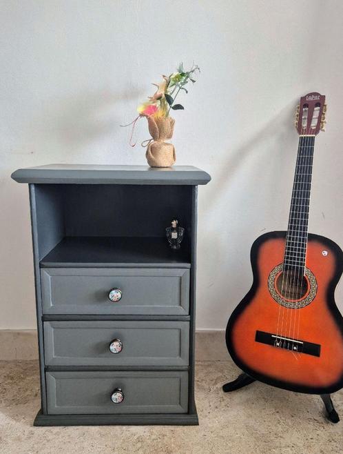 Dressoir, Huis en Inrichting, Kasten | Dressoirs, Nieuw, Minder dan 50 cm, 25 tot 50 cm, Met lade(s), Overige houtsoorten, Ophalen