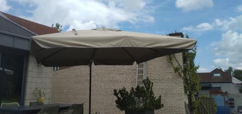 Grote offset parasol 3x3 m kantelbaar, 360 graden kantelbaar, Tuin en Terras, Parasols, Gebruikt, Stokparasol, Kantelbaar, Verstelbaar