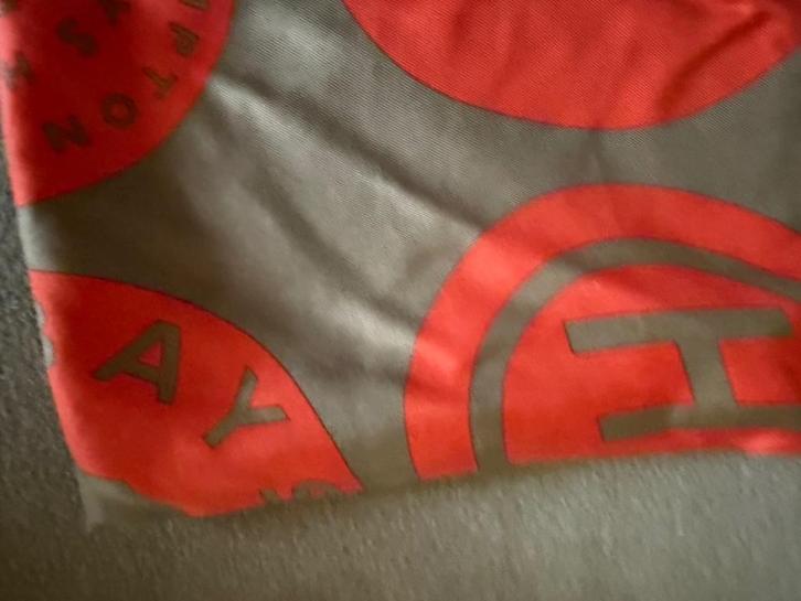 Nieuwe zijde  Hampton Bays gratis verzending, Kleding | Dames, Mutsen, Sjaals en Handschoenen, Nieuw, Sjaal, Ophalen of Verzenden