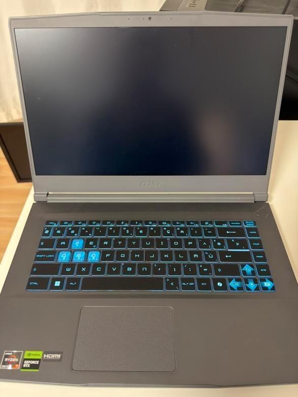 MSI Thin A15 Ryzen 7 RTX 4050 – Ideaal voor gaming en studie, Computers en Software, Windows Laptops, Zo goed als nieuw, 15 inch