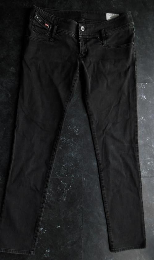 DIESEL DARK jeans maat W32/L32(nieuwprijs 249€), Kleding | Dames, Spijkerbroeken en Jeans, Zo goed als nieuw, Ophalen of Verzenden