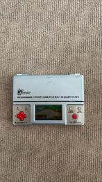 Programmable pocket game plus built-in quartz clock, Games en Spelcomputers, Games | Nintendo Game Boy, Ophalen, Gebruikt