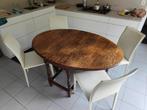Antieke klaptafel met 4 moderne witte stoelen., Huis en Inrichting, Zo goed als nieuw, Ophalen