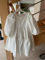 Robe taille 122, Enlèvement, Comme neuf