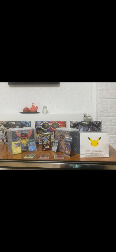 Grote pokemon verzameling, Hobby en Vrije tijd, Verzamelkaartspellen | Pokémon, Nieuw, Ophalen