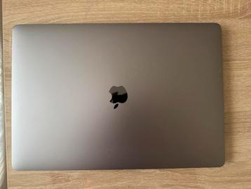 Macbook pro 16” i9 16gb ram 1tb ssd met doos beschikbaar voor biedingen