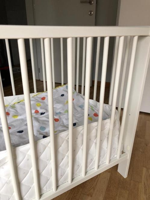 aanvaardbaar patroon barbecue ② Babybedje wit Ikea (Gulliver) — Kinderkamer | Bedden — 2dehands