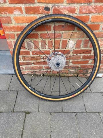 Shimano rs370 disc wielen tubeless ready, Enlèvement, Comme neuf