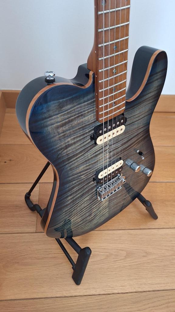 Vader Larry Carlton T7 Flamed Maple Blue, Muziek en Instrumenten, Snaarinstrumenten | Gitaren | Elektrisch, Zo goed als nieuw