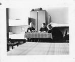 Orig. foto - Luftwaffe soldaten in de kazerne - WO2, Verzenden, Luchtmacht, Foto of Poster