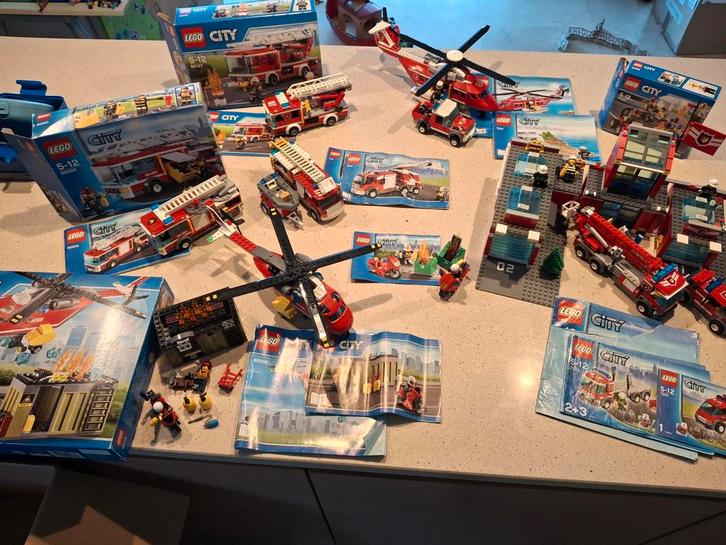 Lego city brandweer voertuigen, kazerne, heli, ..., Kinderen en Baby's, Speelgoed | Duplo en Lego, Zo goed als nieuw, Lego, Ophalen of Verzenden