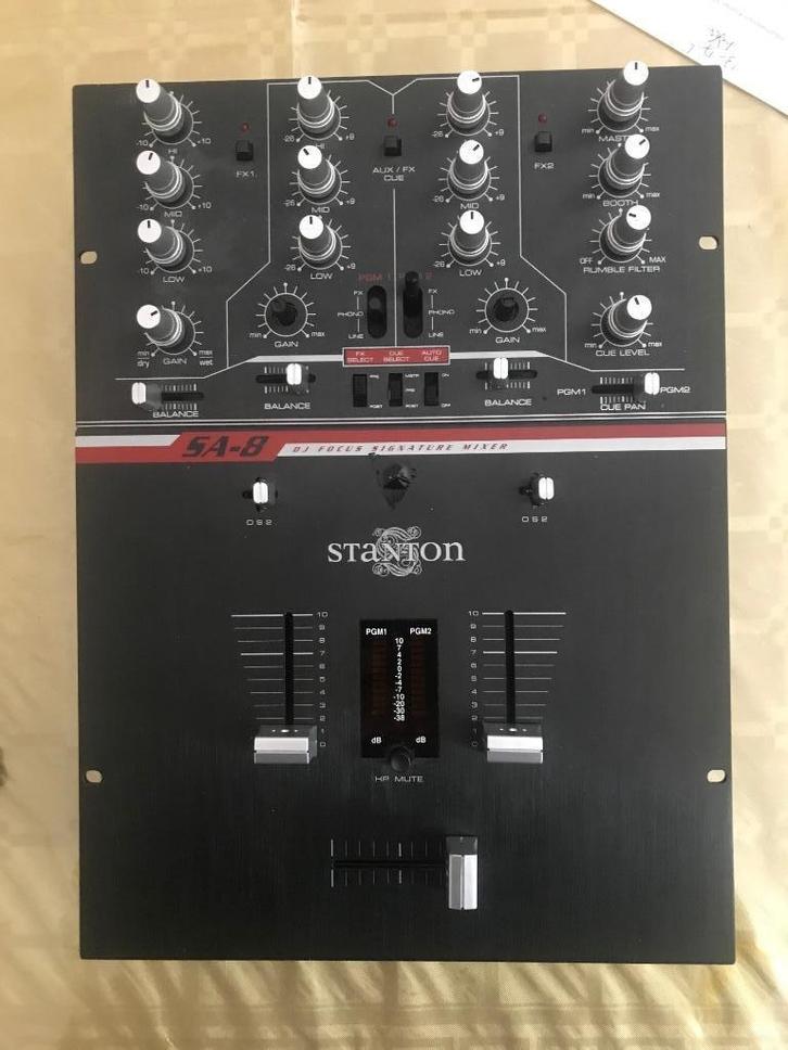 Stanton SA 8, Musique & Instruments, DJ sets & Platines, Comme neuf, DJ-Set, Autres marques, Enlèvement ou Envoi