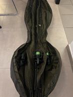 Nieuwe foudraal met 3 Korum karperhengels., Watersport en Boten, Hengelsport | Karpervissen, Ophalen, Nieuw