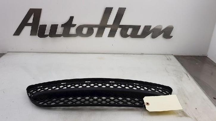 PARE-CHOCS PARTIE CENTRE AVANT 3 serie (E90) (|7154556|), Autos : Pièces & Accessoires, Carrosserie & Tôlerie, Pare-chocs, BMW