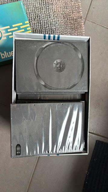 Lege dvd doosjes beschikbaar voor biedingen