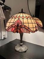Tiffany lamp, Enlèvement, Utilisé