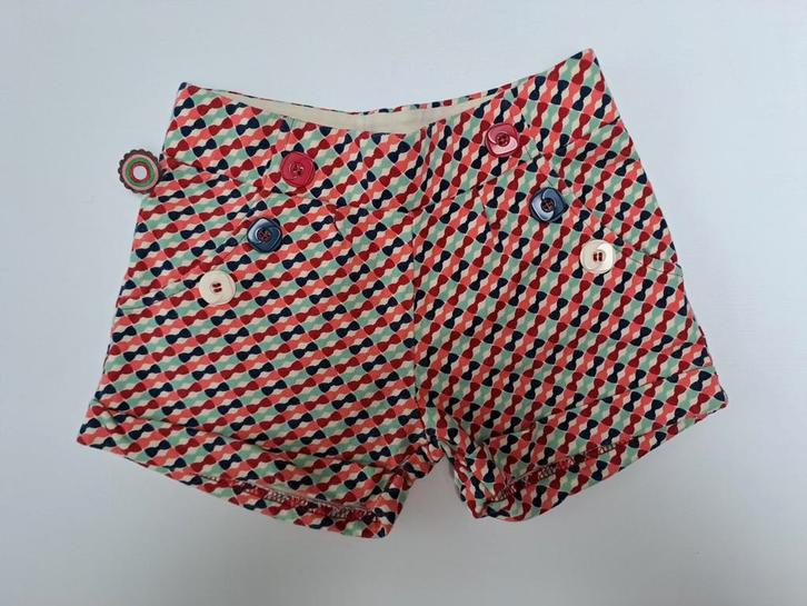 Mt 110-116 Veelkleurige short, Kinderen en Baby's, Kinderkleding | Maat 110, Zo goed als nieuw, Meisje, Broek, Ophalen of Verzenden