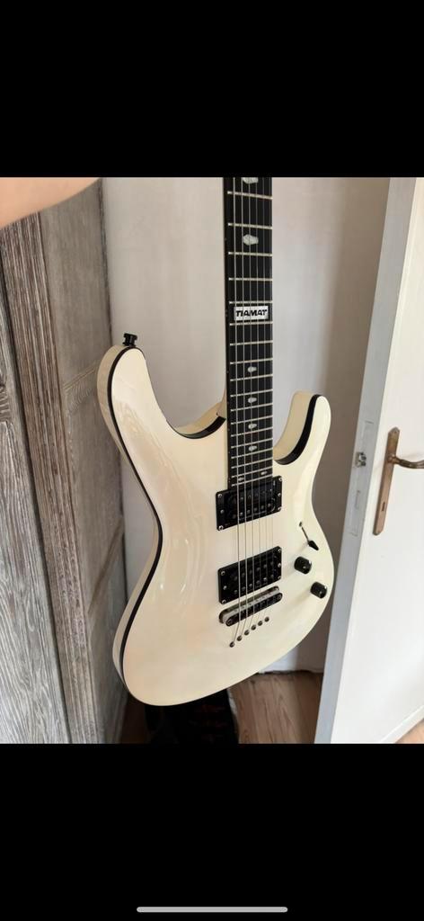 Mayones setius  Tiamat, Muziek en Instrumenten, Snaarinstrumenten | Gitaren | Elektrisch, Zo goed als nieuw, Overige merken, Ophalen