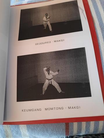 info boek taekwondo beschikbaar voor biedingen