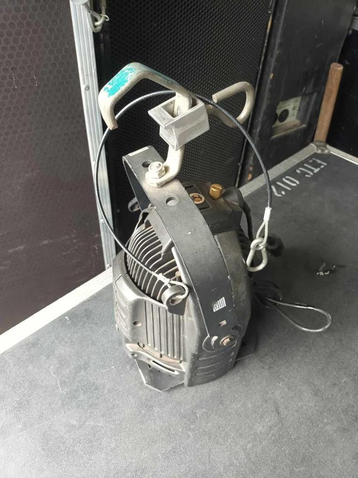 Multipar met haak en safety, Musique & Instruments, Lumières & Lasers, Utilisé, Enlèvement